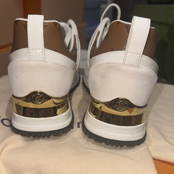 Louis Vuitton White and Brown Men's Sneakers - Picture 3 of 6